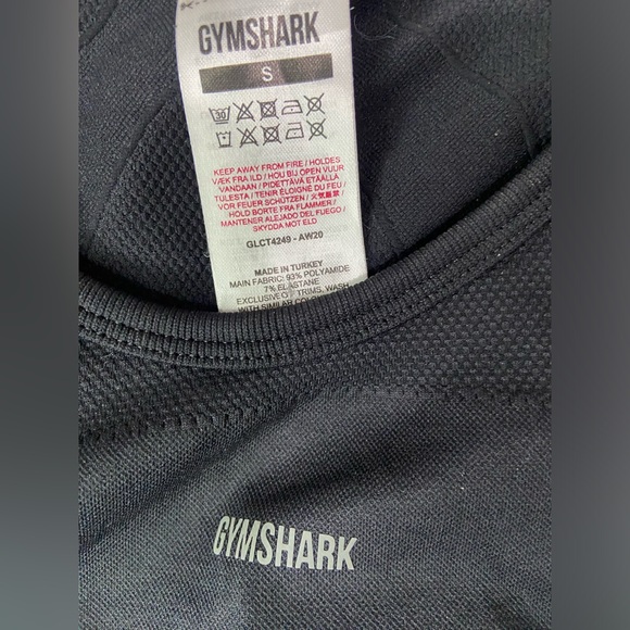 Gymshark set - Picture 2 of 9